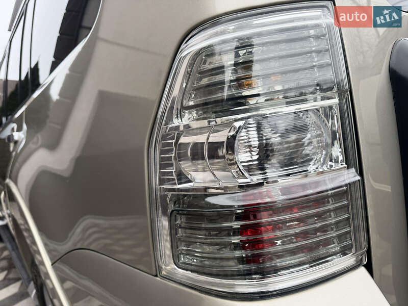 Mitsubishi Pajero Wagon 2008