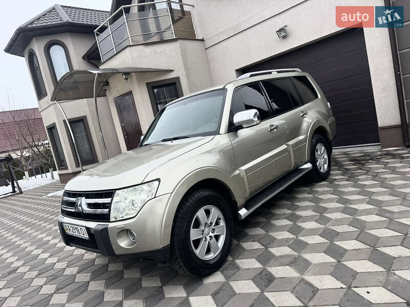 Mitsubishi Pajero Wagon 2008