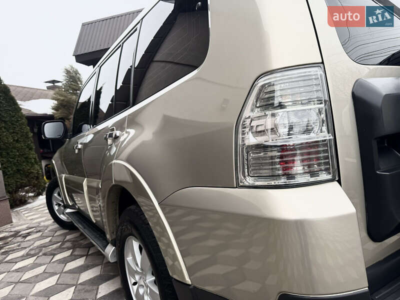 Mitsubishi Pajero Wagon 2008