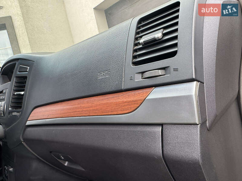 Mitsubishi Pajero Wagon 2008