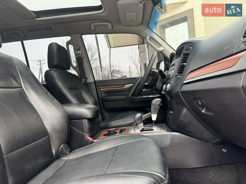 Mitsubishi Pajero Wagon 2008