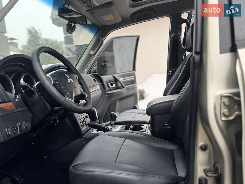 Mitsubishi Pajero Wagon 2008