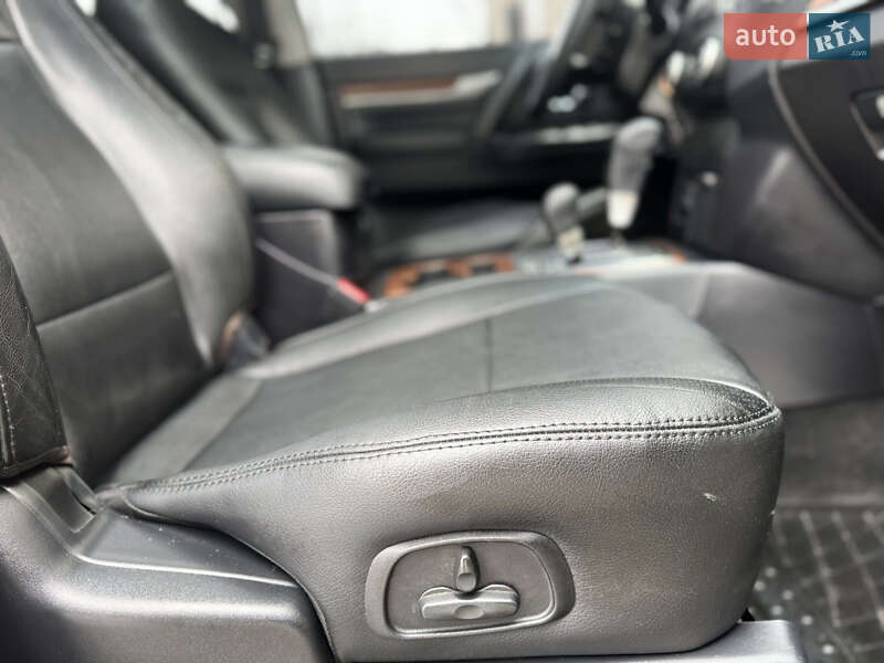 Mitsubishi Pajero Wagon 2008