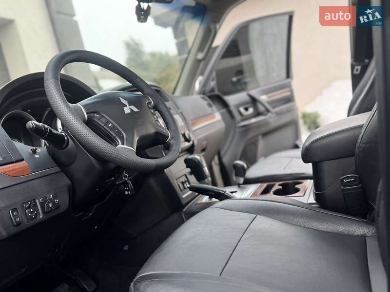 Mitsubishi Pajero Wagon 2008