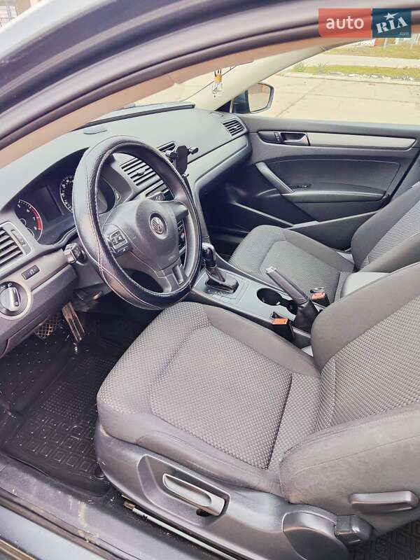 Volkswagen Passat 2012