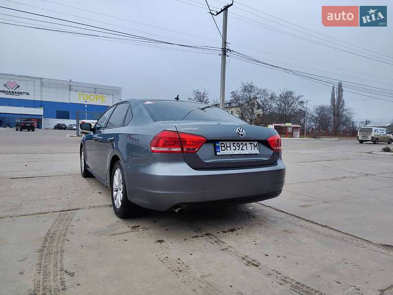 Volkswagen Passat 2012