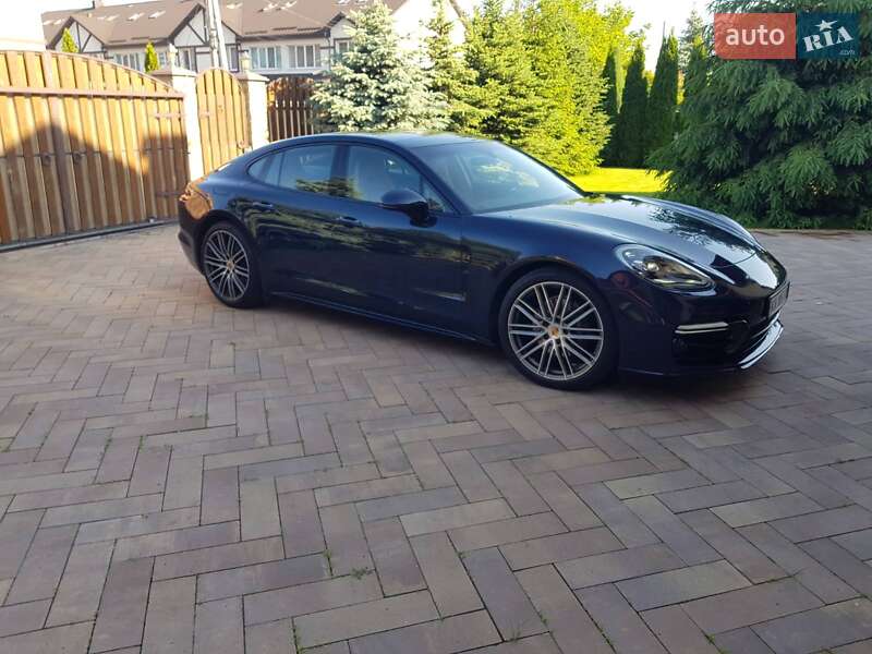 Porsche Panamera 2017