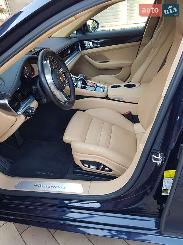 Porsche Panamera 2017
