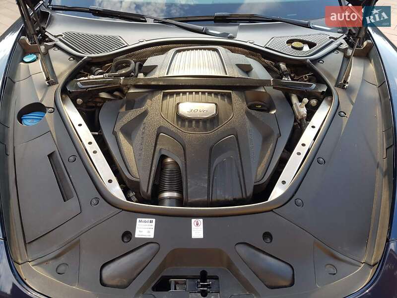 Porsche Panamera 2017