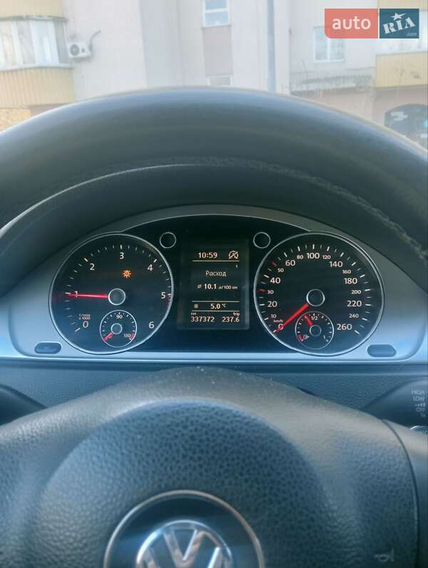 Volkswagen Passat 2011