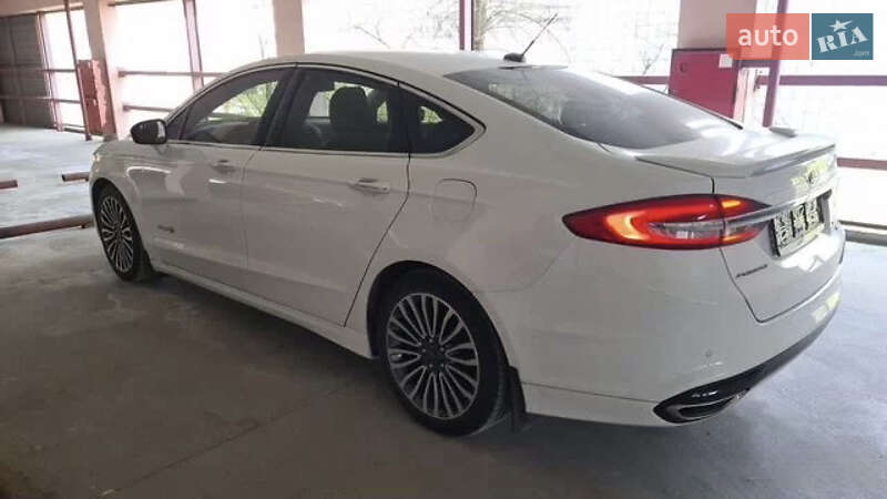 Ford Fusion 2018