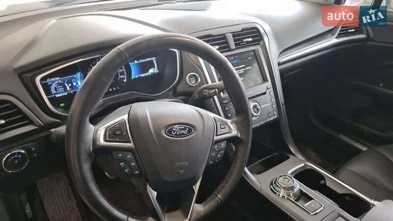 Ford Fusion 2018