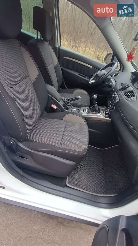 Renault Scenic 2013