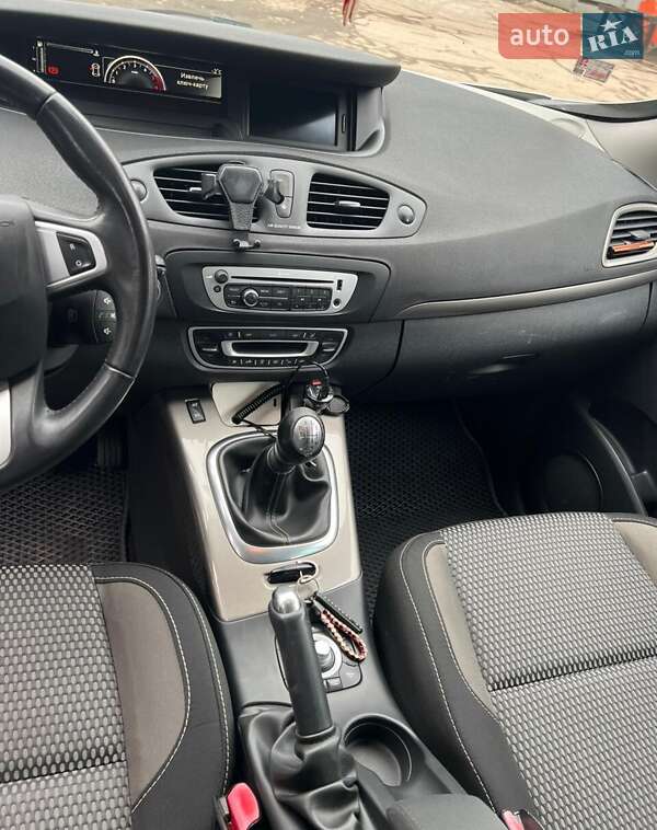 Renault Scenic 2013