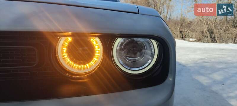 Dodge Challenger 2020