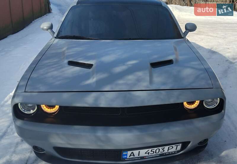 Dodge Challenger 2020