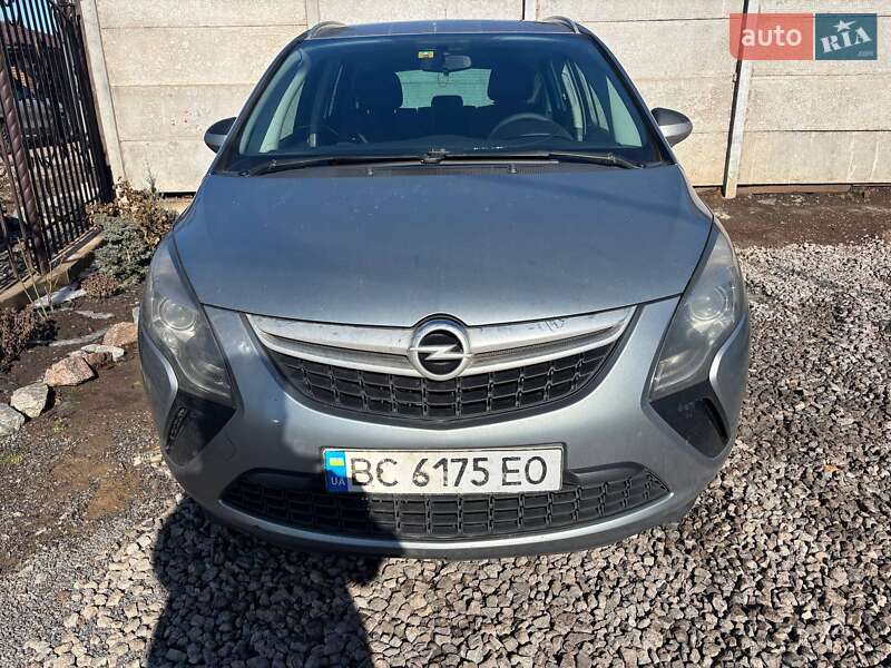 Opel Zafira 2013