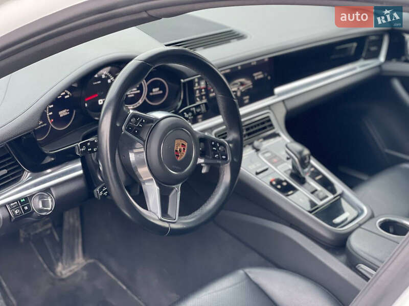 Porsche Panamera 2017