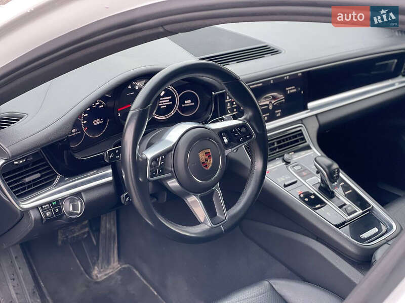 Porsche Panamera 2017