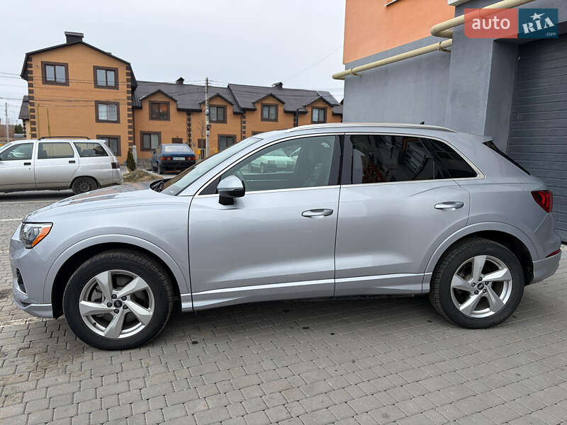 Audi Q3 2021