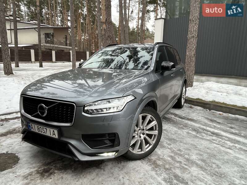 Volvo XC90 2019