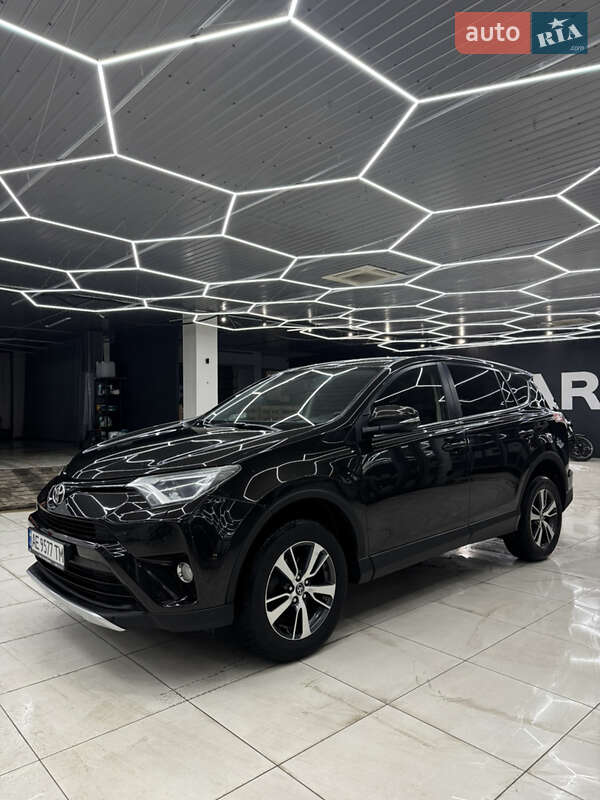 Toyota RAV4 2016