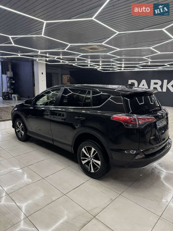 Toyota RAV4 2016