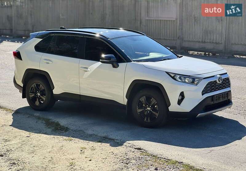 Toyota RAV4 2019