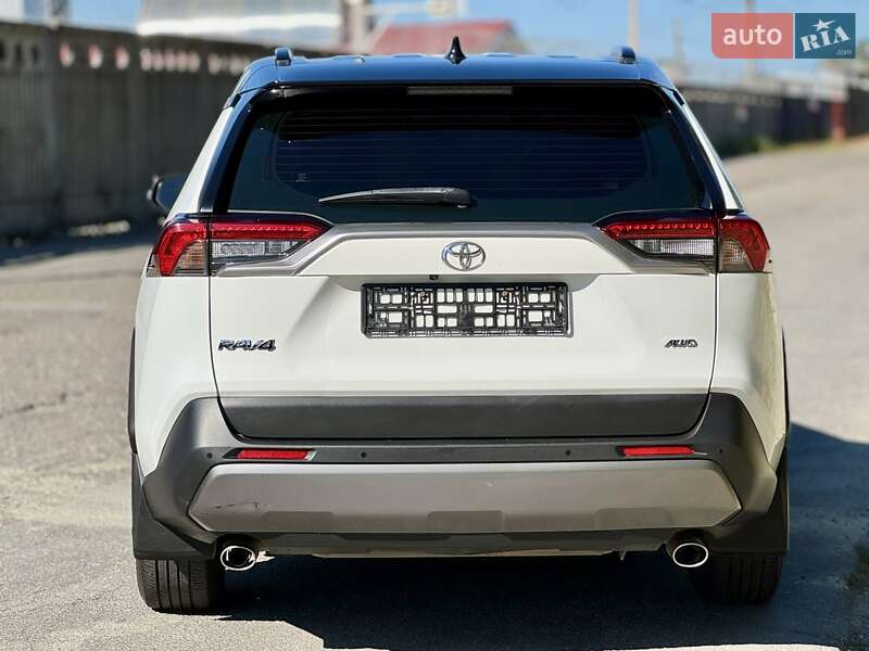 Toyota RAV4 2019