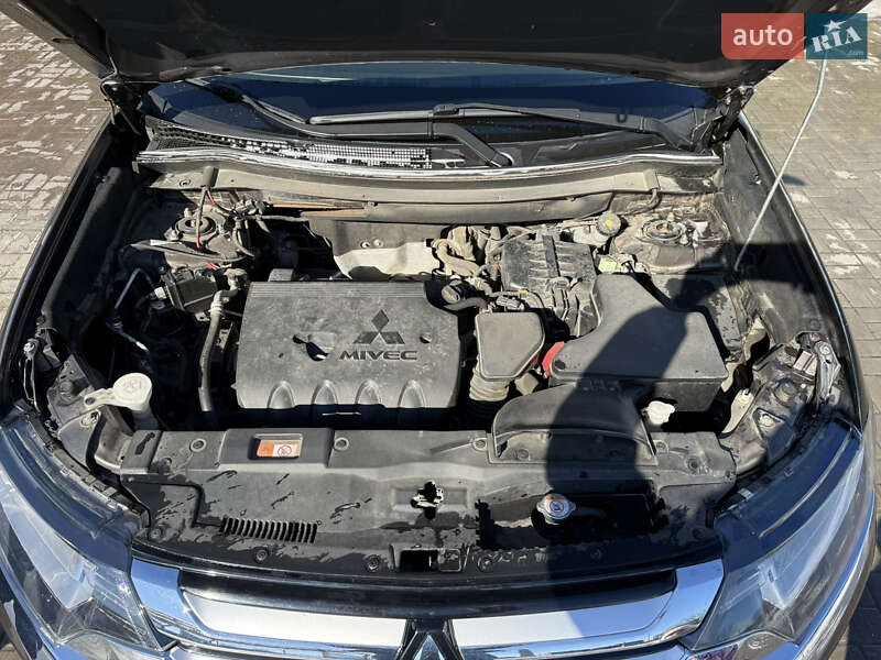 Mitsubishi Outlander 2017