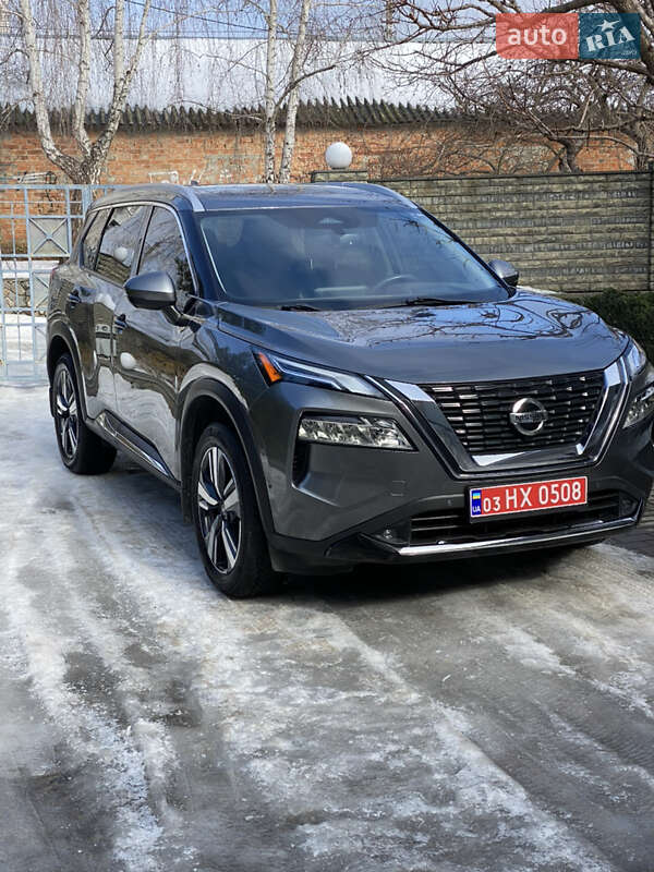 Nissan Rogue 2021