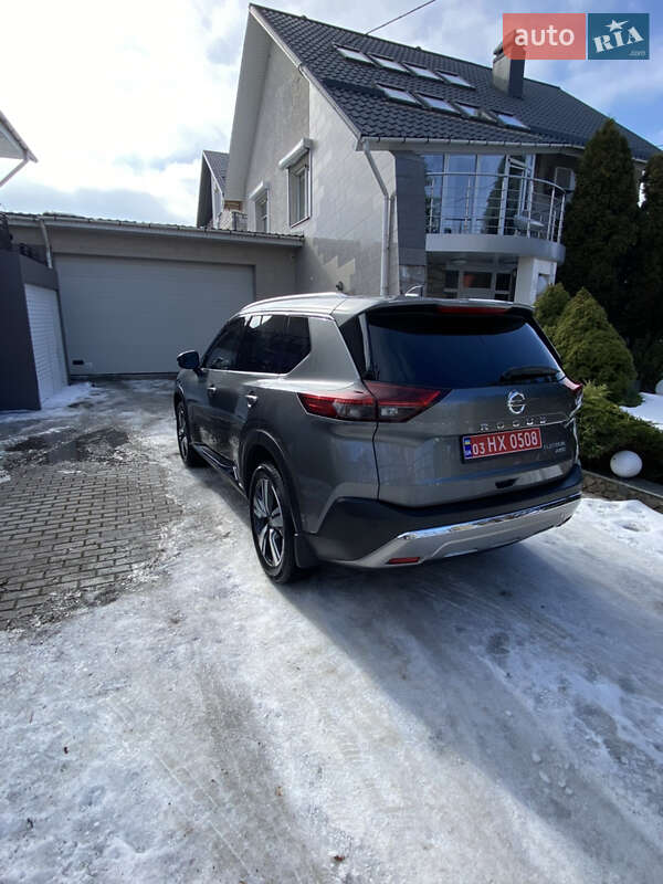 Nissan Rogue 2021