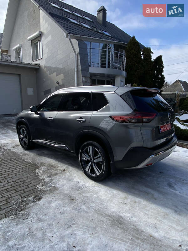 Nissan Rogue 2021