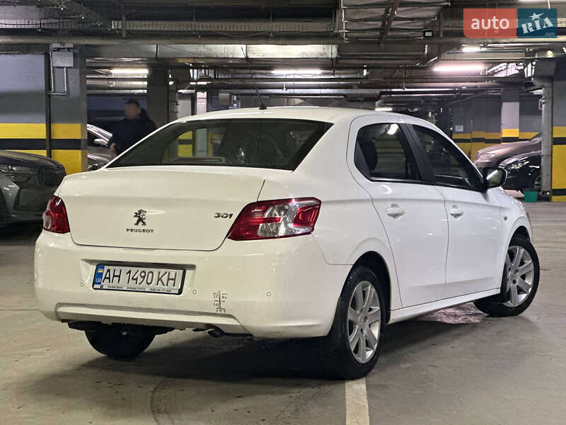 Peugeot 301 2016
