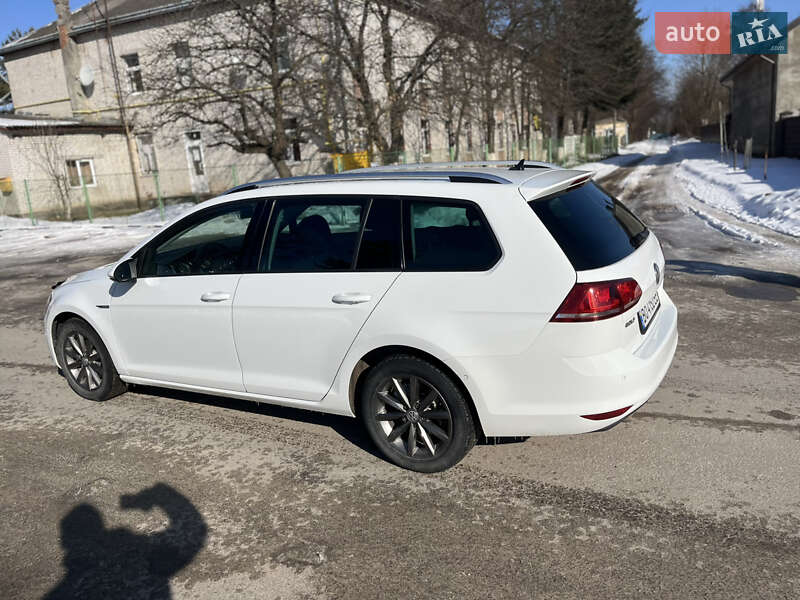 Volkswagen Golf 2015