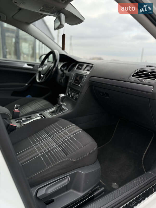 Volkswagen Golf 2015