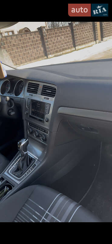 Volkswagen Golf 2015