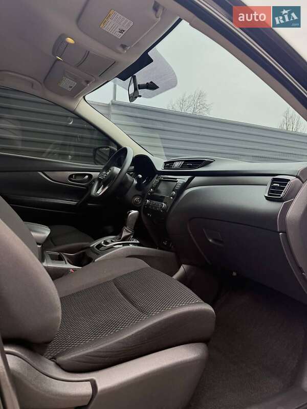 Nissan Rogue Sport 2019