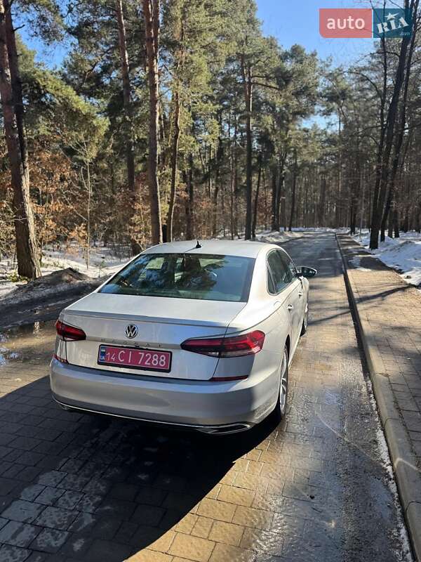 Volkswagen Passat 2020