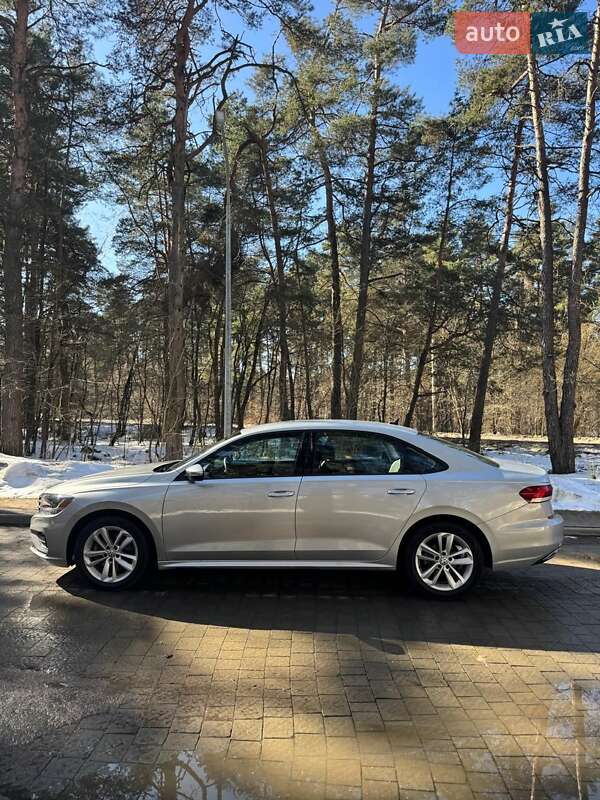 Volkswagen Passat 2020