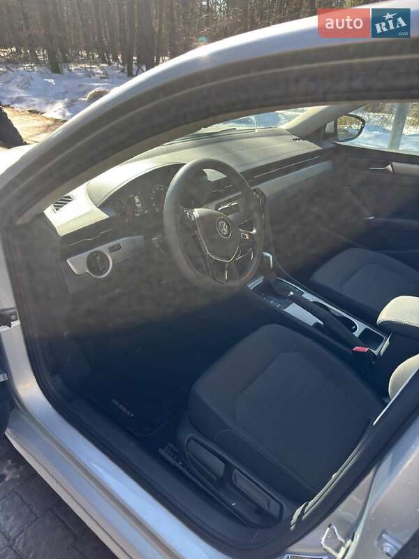 Volkswagen Passat 2020