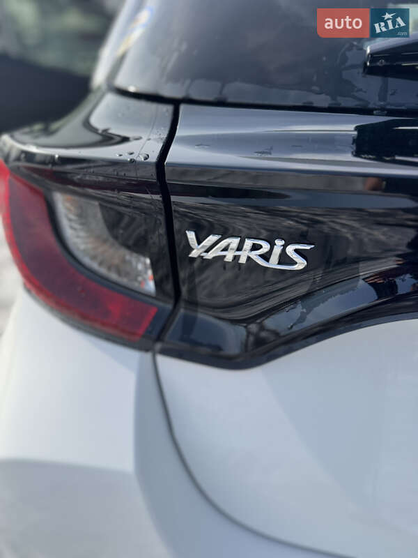 Toyota Yaris 2024
