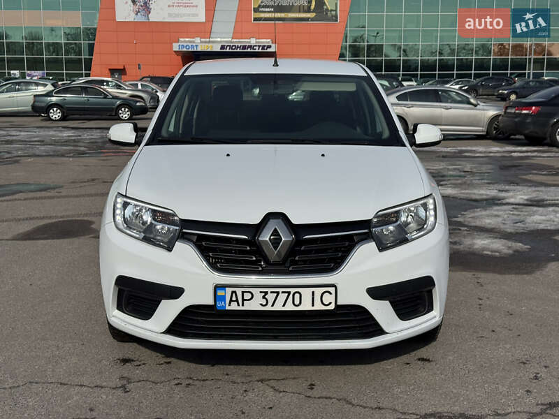 Renault Logan 2018