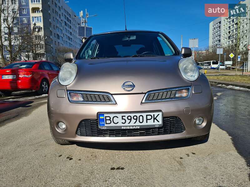 Nissan Micra 2010