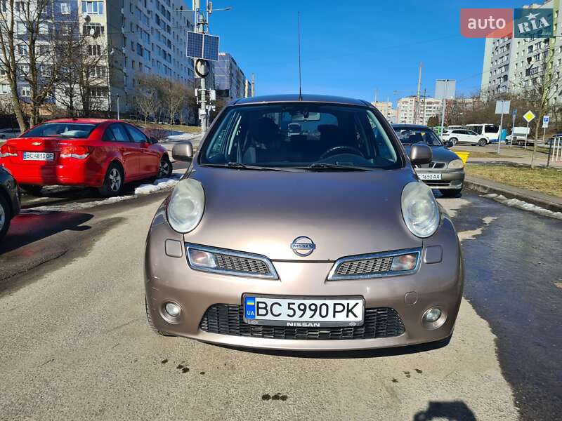 Nissan Micra 2010