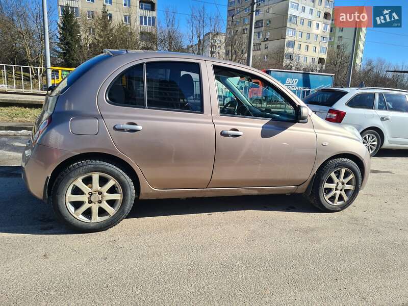 Nissan Micra 2010