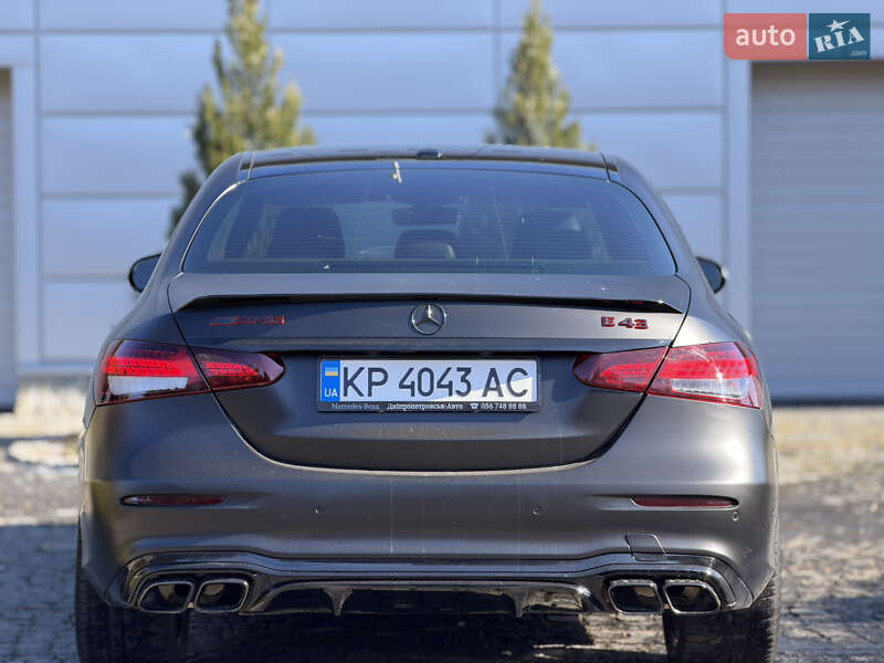 Mercedes-Benz E-Class 2018