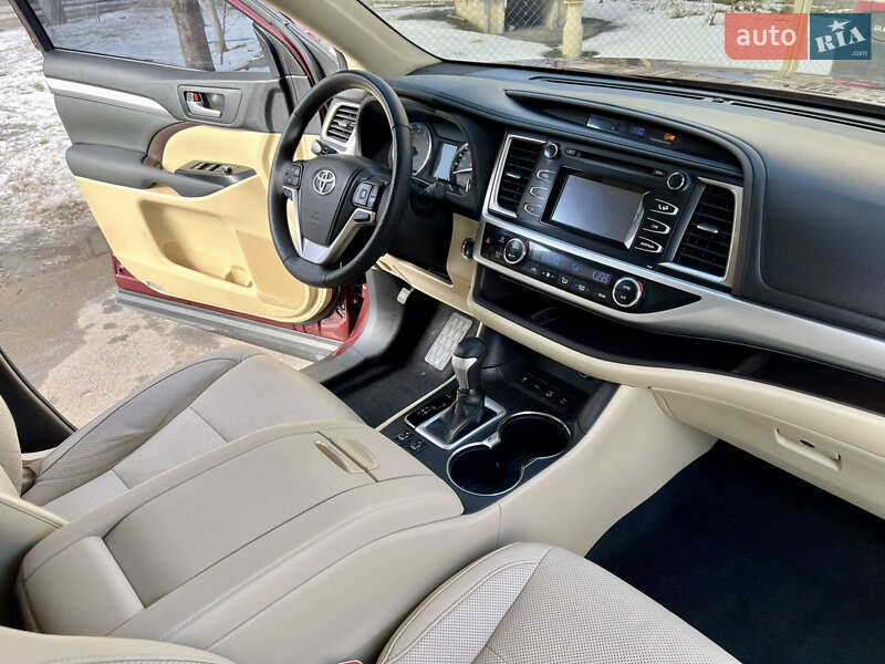 Toyota Highlander 2014