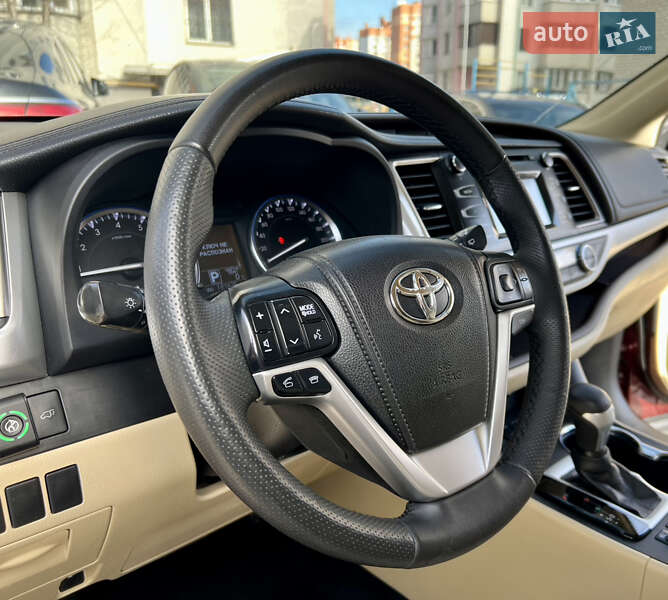 Toyota Highlander 2014