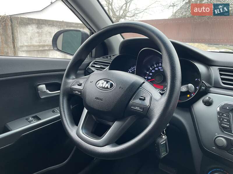 Kia Rio 2013